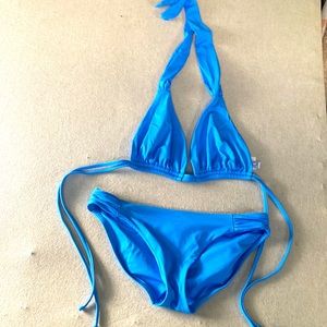 Becca DD Bikini sz Med bottoms - excellent condition Carolina Blue
